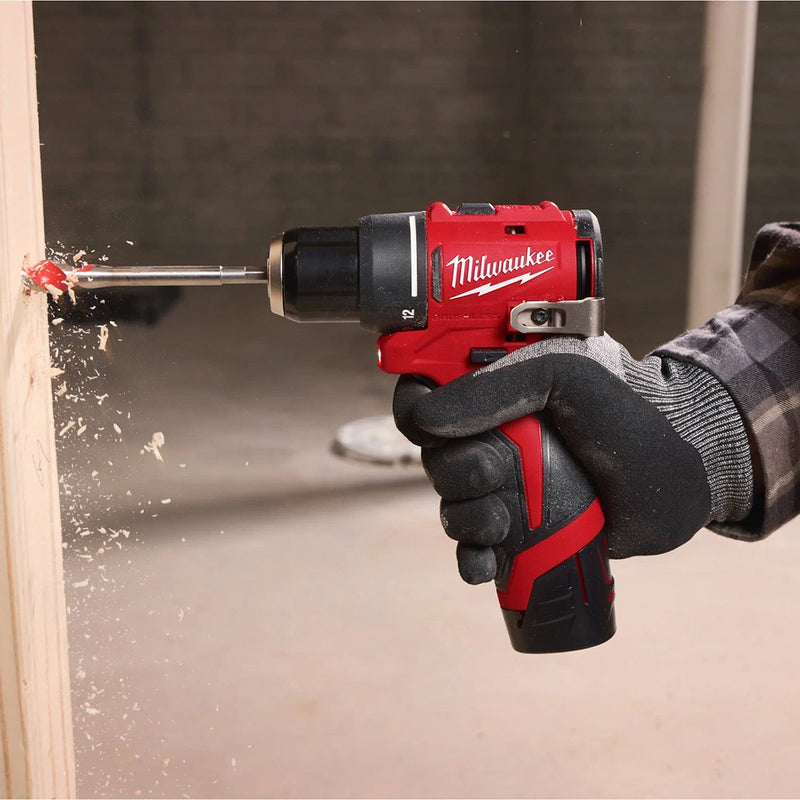 Máy khoan gỗ thép Milwaukee M12 BLDDRC dùng Pin 12V, đầu kẹp 10mm