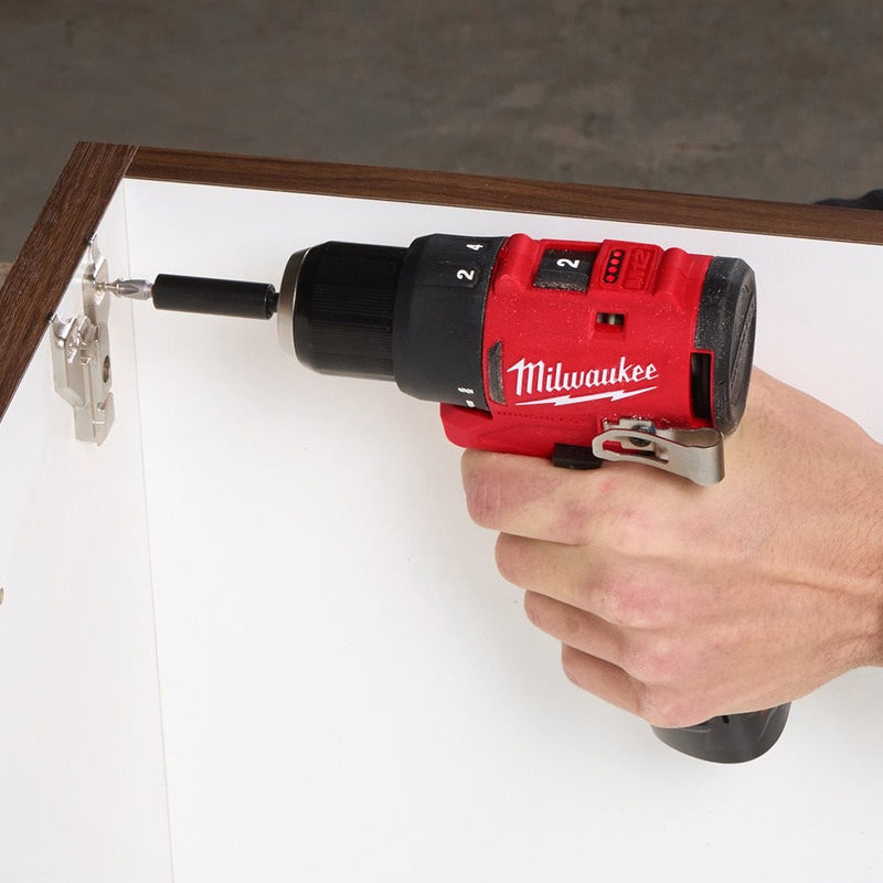 Máy khoan gỗ thép Milwaukee M12 BLDDRC dùng Pin 12V, đầu kẹp 10mm