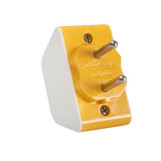 Đầu chia phích cắm 3 cổng SOPOKA P11/P11X màu trắng, thiết kế đế thấp, an toàn, tiện lợi cho ổ cắm âm tường.