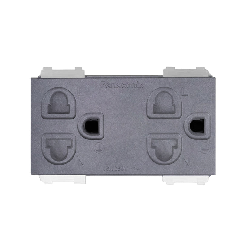 Ổ cắm đơn có màn che và dây nối đất 250VAC-16A, màu xám ánh kim Panasonic Halumie WEV1582