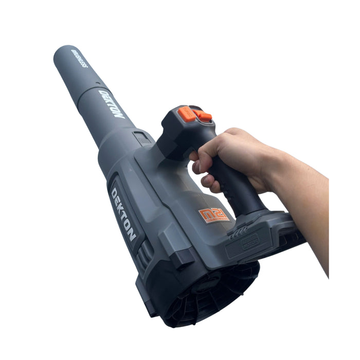 Máy thổi lá Dekton M21-TL02BL dùng pin 21V, lực gió tối đa 900m3/h (Chỉ có thân máy)