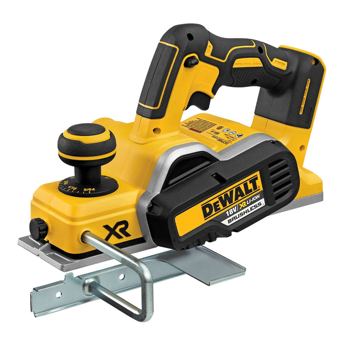 Máy bào Dewalt DCP580 động cơ chổi không than, dùng Pin 18V dung lượng 2.0Ah, lưỡi bào 82mm, có túi thu bụi