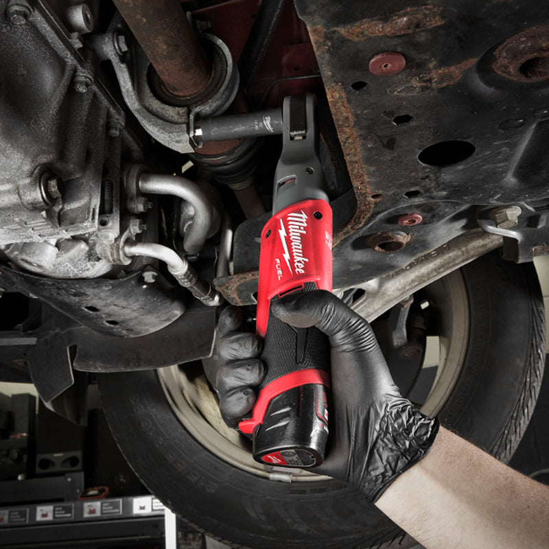 Máy siết bu lông góc Milwaukee M12 FIR38 dùng pin 12V, cốt 3/8 inch