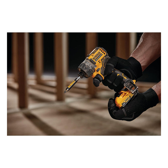 Máy khoan Dewalt DCD706D2 dùng Pin 12V