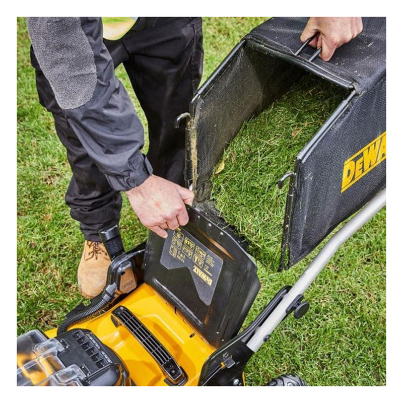 Máy cắt cỏ xe đẩy sân vườn Dewalt DCMW564 chiều rộng cắt 48cm, dùng Pin 20Vmax