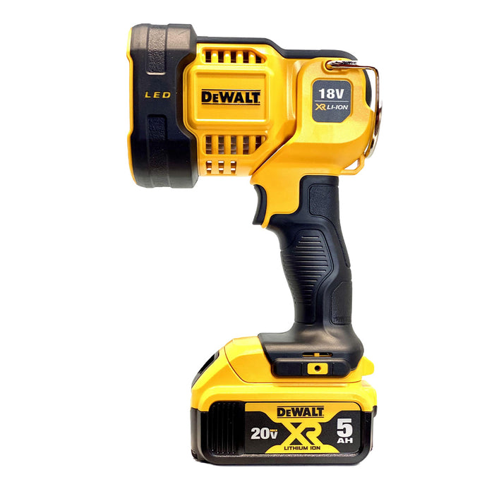 Đèn Led Dewalt DCL043N-KR dùng Pin 20V, độ sáng 500- 1.500LM, có khả năng chống nước (chỉ thân máy, không bao gồm Pin và sạc)