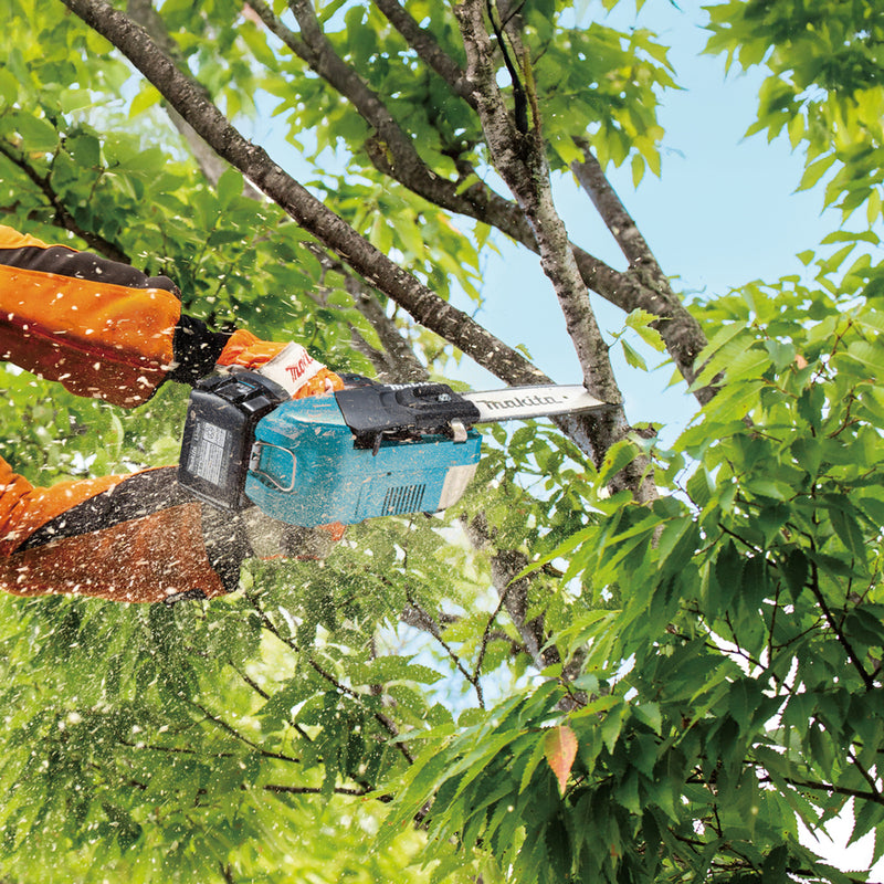 Máy cưa xích Makita DUC258 dùng Pin 18V LXT, chiều dài lam 200mm - 250mm
