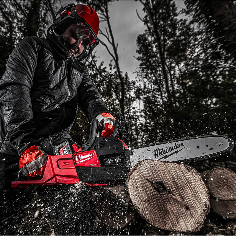 Máy cưa xích Milwaukee M18 FCHSC dùng Pin 18V, chiều dài lam 300mm