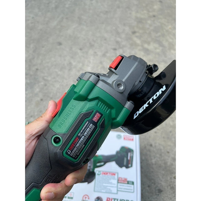 Máy mài góc Dekton M21-AG100PROMAX dùng pin 21V, đường kính lưỡi 100mm