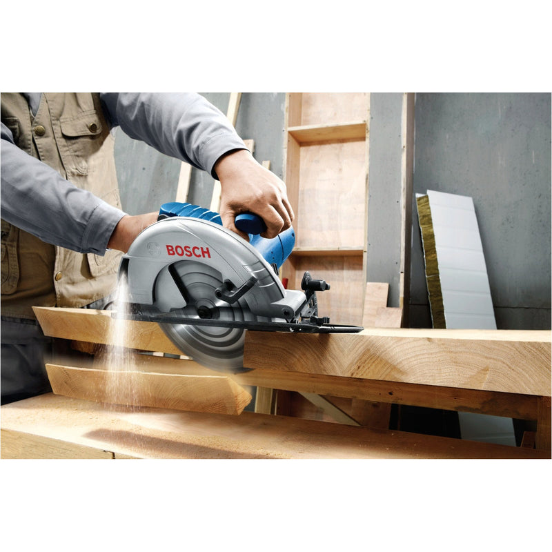 Máy cưa đĩa Bosch GKS 235 Turbo công suất 2,050W, đường kính lưỡi 235mm