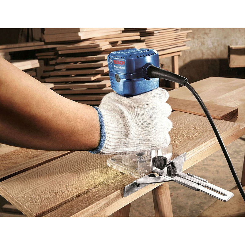 Máy phay Bosch GKF 550 công suất 550W, chấu bóp 6mm, 1/4 inch mã số 06016A00K0