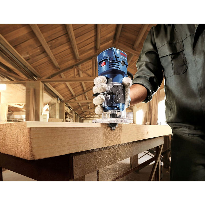 Máy phay Bosch GKF 550 công suất 550W, chấu bóp 6mm, 1/4 inch mã số 06016A00K0