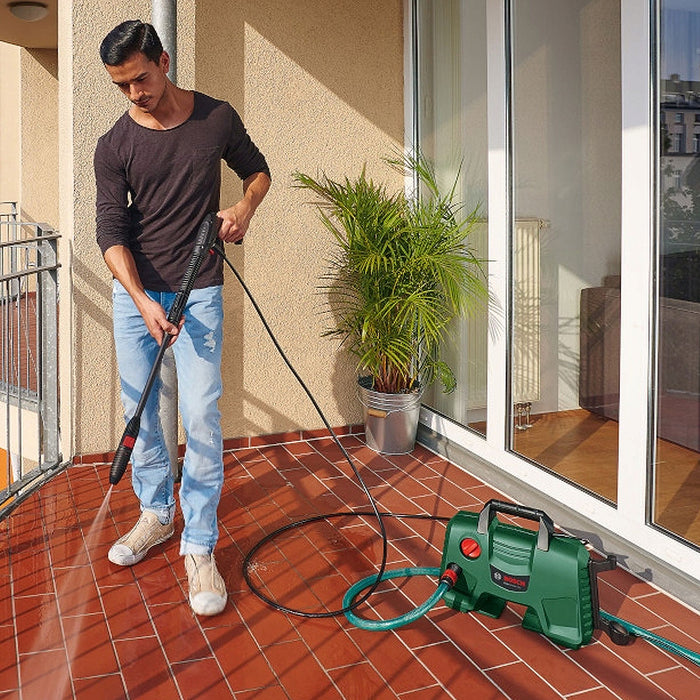 Máy xịt rửa cao áp Bosch EasyAquatak 120 công suất 1,500W, áp lực 120 bar mã số 06008A79K1