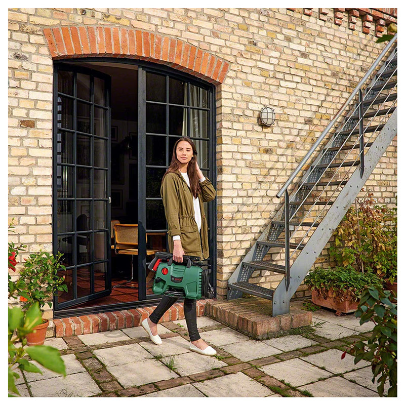 Máy xịt rửa cao áp Bosch EasyAquatak 110 công suất 1,300W, áp lực 110 bar mã số 06008A7FK0