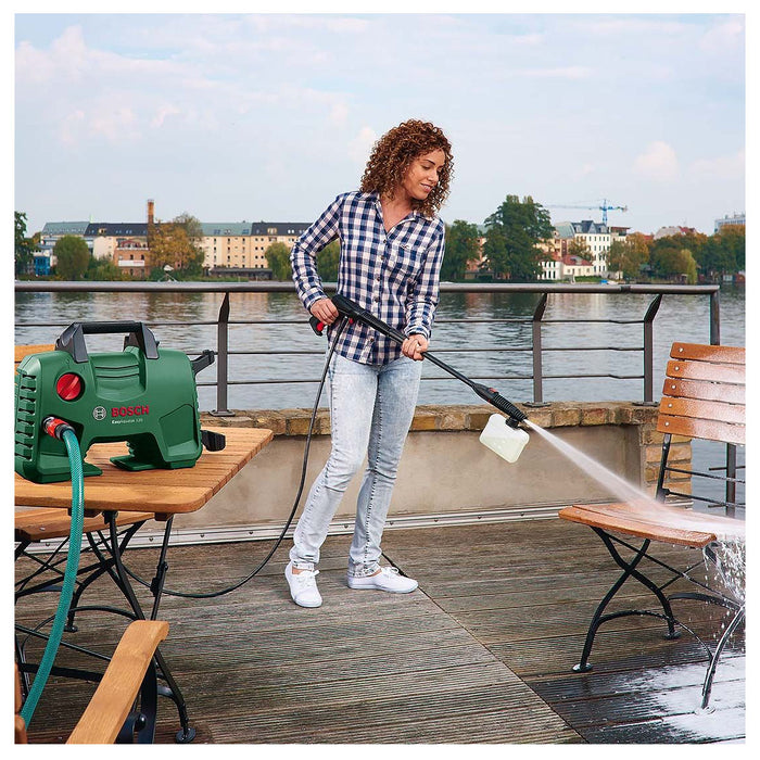 Máy xịt rửa cao áp Bosch EasyAquatak 110 công suất 1,300W, áp lực 110 bar mã số 06008A7FK0