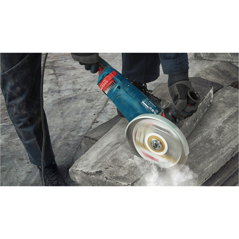 Máy mài góc Bosch GWS 24-230 công suất 2,400W, đường kính lưỡi 230mm công tắc bóp mã số 06018C30K0