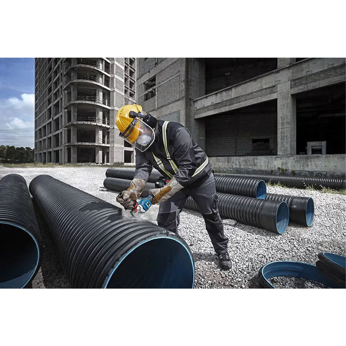 Máy mài góc Bosch GWS 18V-15 S dùng Pin 18V, đường kính lưỡi 100mm/125mm công tắc trượt