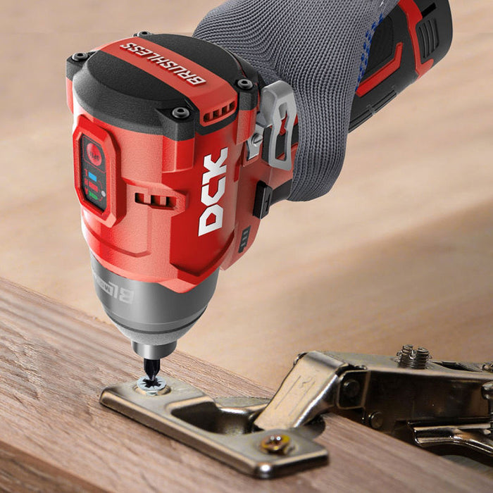 Máy vặn vít DCK KDPL04-8 dùng Pin 12V, đuôi lục giác 6.35mm ( 1/4 inch )