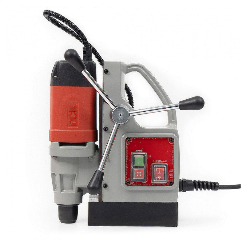 Máy khoan từ DCK KJC02-30 công suất 900W, khả năng khoan tối đa 30mm