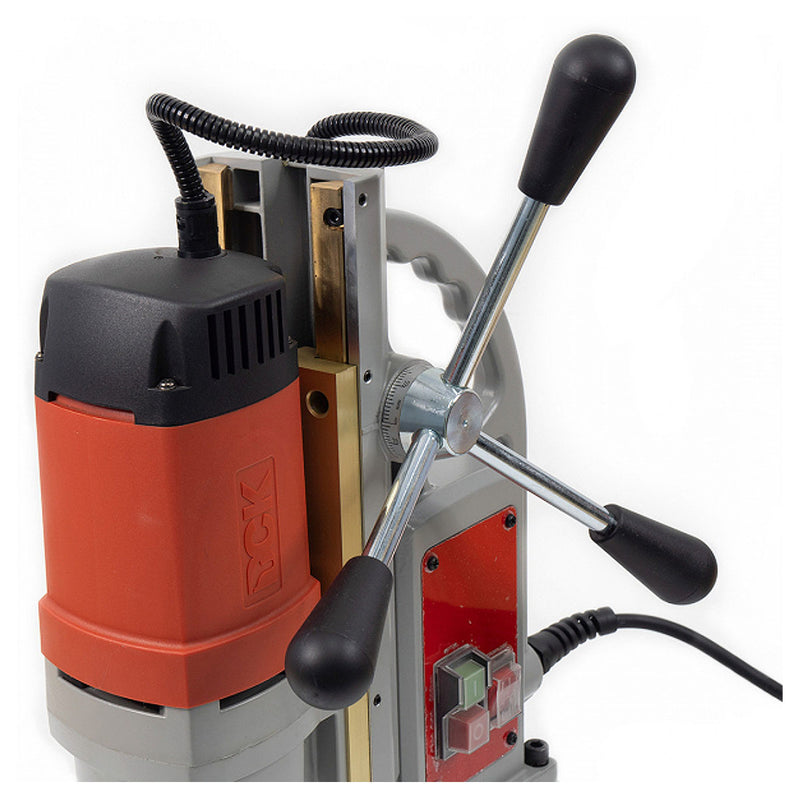 Máy khoan từ DCK KJC23 công suất 1,500W, khả năng khoan tối đa 50mm