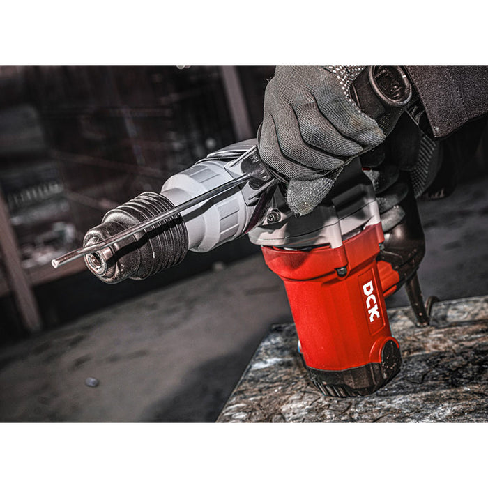 Máy khoan bê tông 2 chức năng DCK KZC05-28B công suất 1,150W, đuôi gài SDS-Plus