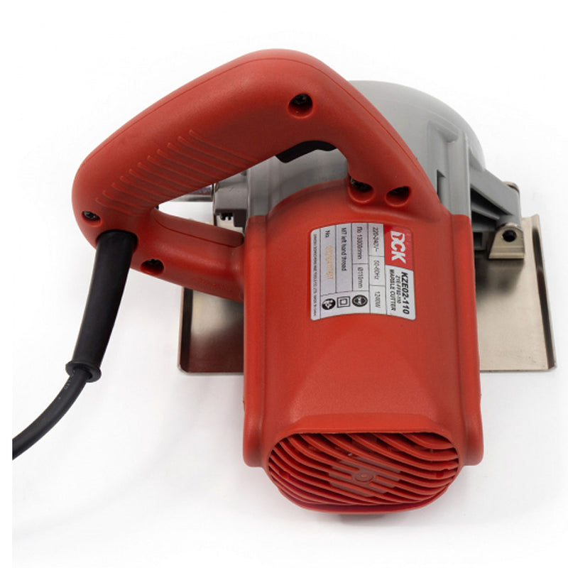 Máy cắt gạch đá DCK KZE02-110 công suất 1,240W, đường kính lưỡi 110mm