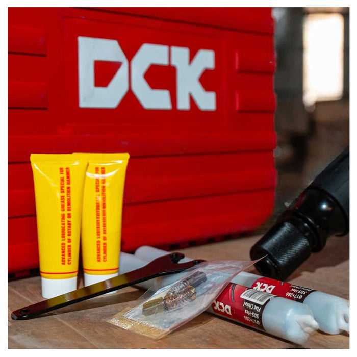 Máy đục bê tông DCK KZG6S công suất 1,050W, đuôi lục giác 17mm