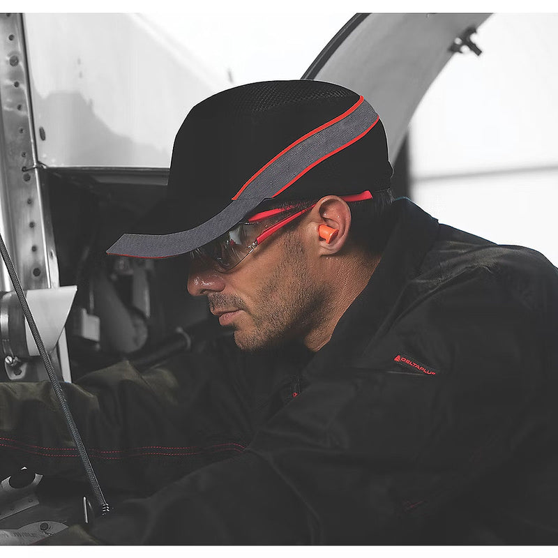 Nón bảo hộ Delta Plus Air Coltan chất liệu nhựa cứng Polyethylene, đệm lót foam EVA