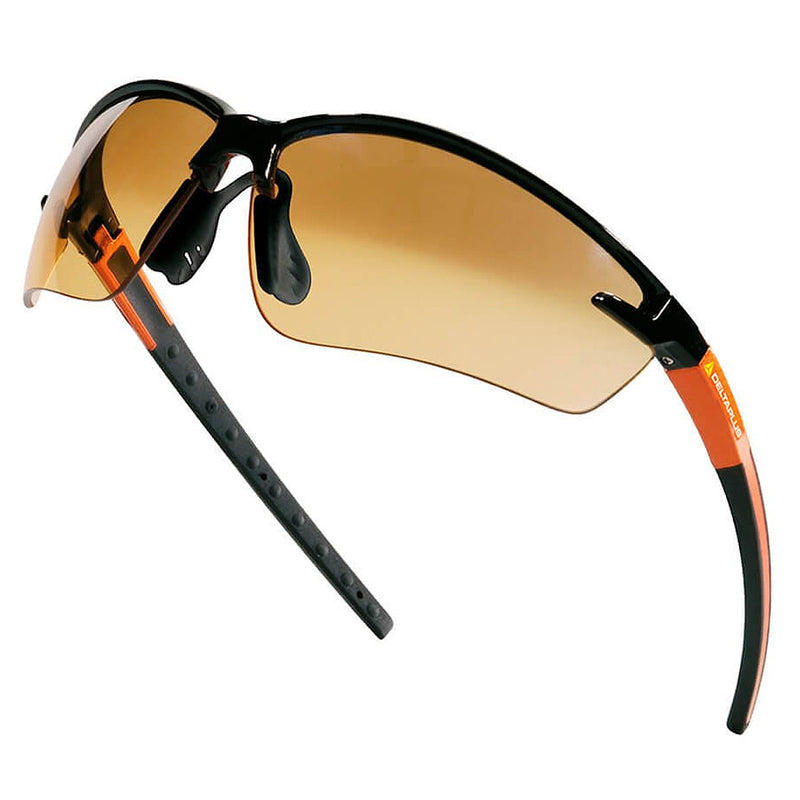 Kính bảo hộ Delta Plus Fuji2 chống trầy xước, chống đọng sương