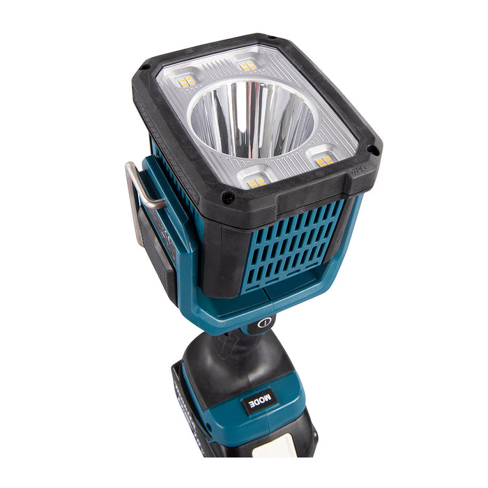 Đèn LED Makita DML812 dùng Pin 18V LXT, 14.4V độ sáng 1,250lm