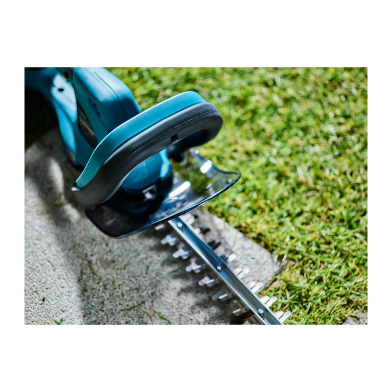 Máy tỉa hàng rào Makita DUH523 dùng Pin 18V LXT, chiều dài lưỡi 520mm