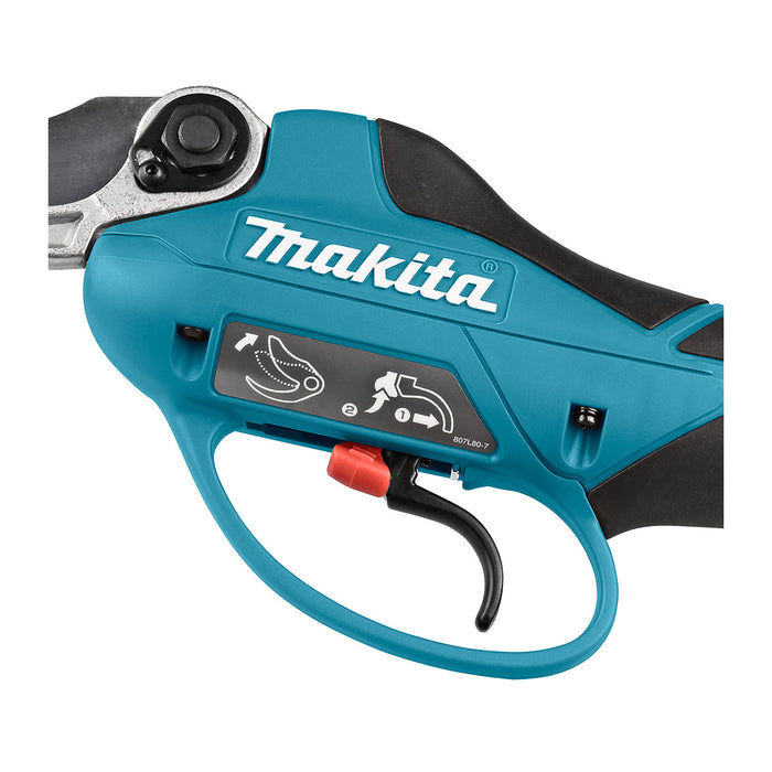 Máy cắt cành Makita DUP361 dùng Pin 18V x2 LXT, khả năng cắt tối đa 33mm, lực cắt 185N