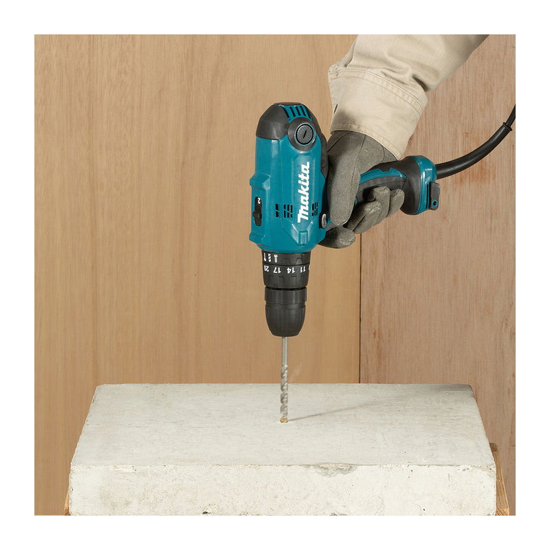 Máy khoan búa Makita HP0300 công suất 320W, đầu kẹp 10mm