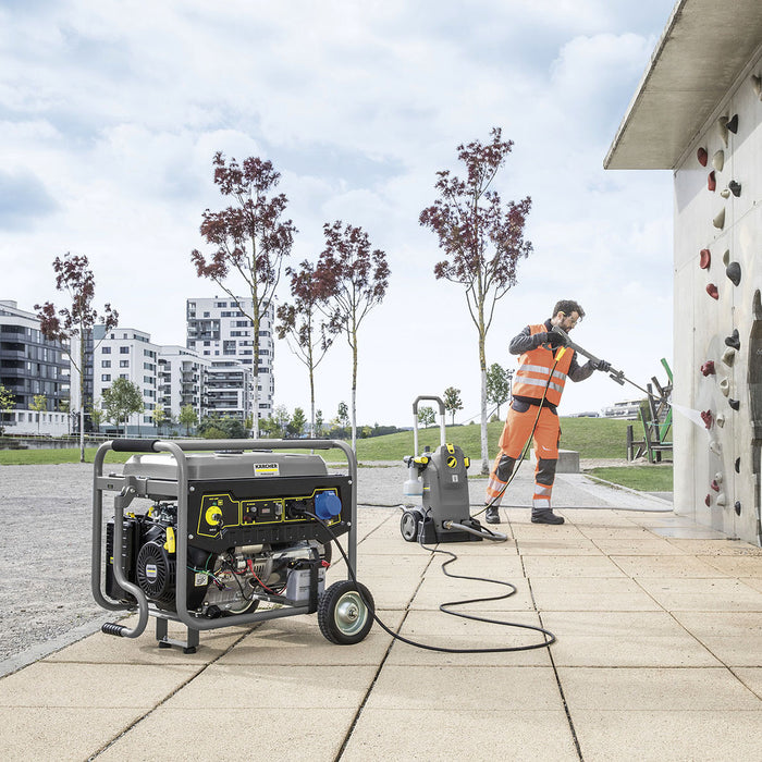 Máy phát điện dùng xăng Karcher PGG 3/1 công suất 2.8kW, dung tích 15L, điện ra 230V