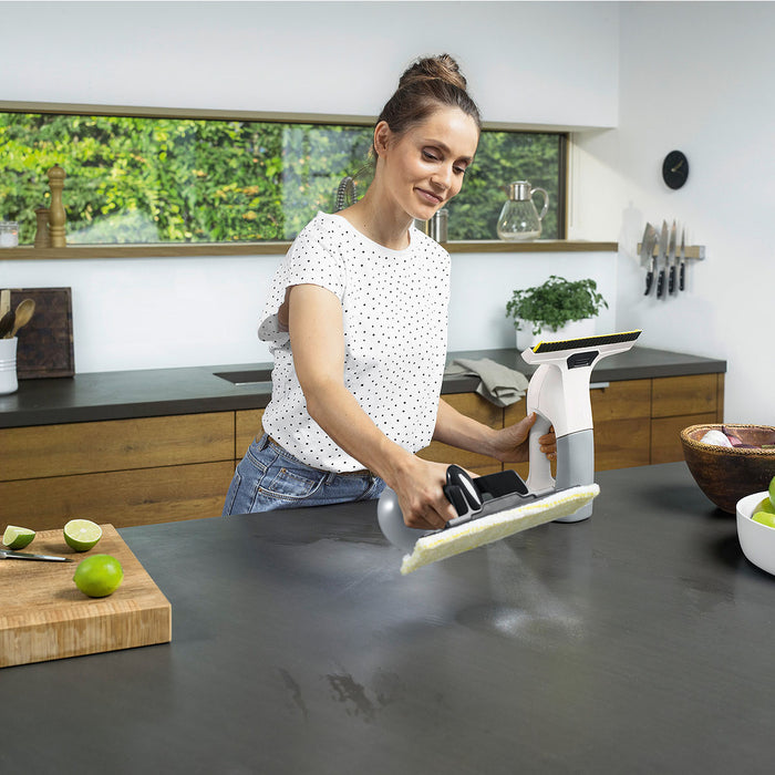 Bộ bình phun xịt kèm đầu vệ sinh kính Karcher 2.633-129.0