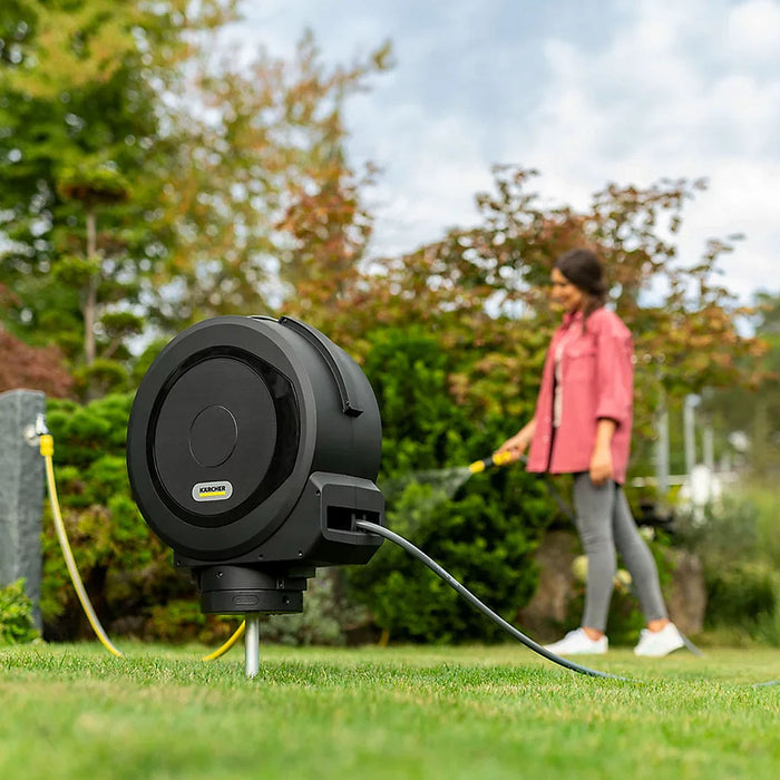 Bộ dây nước kèm hộp lưu trữ treo tường, thu dây tự động Karcher HBX 4.20 chiều dài dây 20m