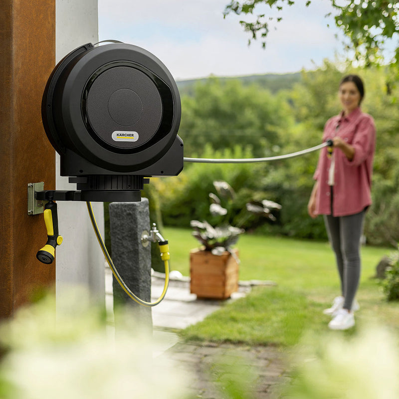 Bộ dây nước kèm hộp lưu trữ treo tường, thu dây tự động Karcher HBX 4.20 chiều dài dây 20m