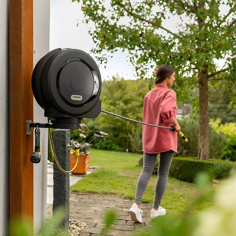 Bộ dây nước kèm hộp lưu trữ treo tường, thu dây tự động Karcher HBX 5 Automatic chiều dài dây từ 25m - 35m