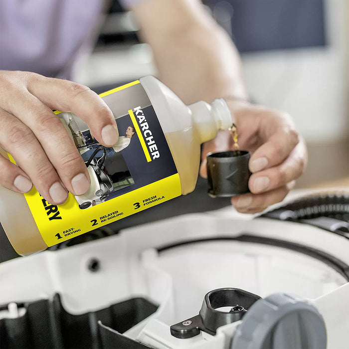 Dung dịch tẩy rửa chuyên dùng vệ sinh thảm Karcher RM 519 dung tích 1L