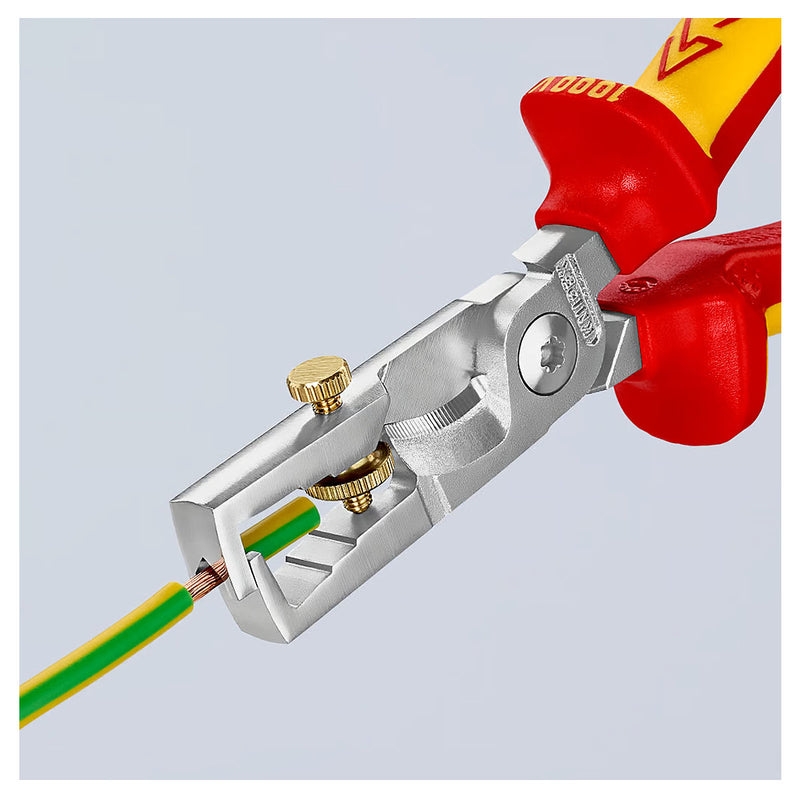 Kìm tuốt dây, tích hợp dao cắt KNIPEX StriX® cách điện 1000V, khả năng tuốt tối đa 10mm², mạ chrome