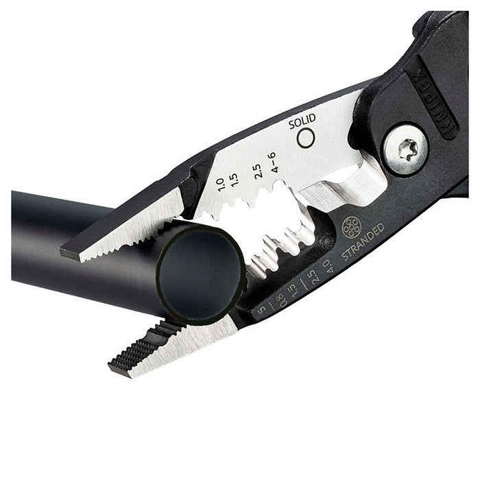 Kìm điện đa năng hệ mét KNIPEX 13 71 200 ME chiều dài 200mm, mạ đen nhám tay cầm bọc nhựa kháng dầu mở