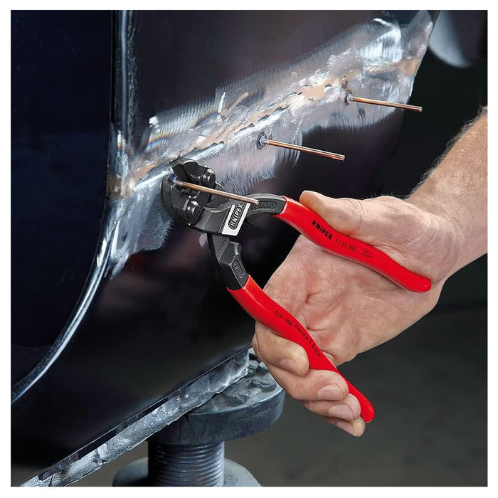 Kìm cộng lực dòng CoBolt đầu kìm nghiêng 20° KNIPEX 71 21 200 chiều dài 200mm, mạ đen nhám, tay cầm bọc nhựa kháng dầu mở