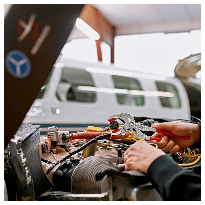 Kìm mỏ quạ, chuyên dùng mở ống Siphone có ngàm nhựa tích hợp KNIPEX 81 13 250 chiều dài 250mm, mạ Chrome, tay cầm bọc nhựa chống trượt