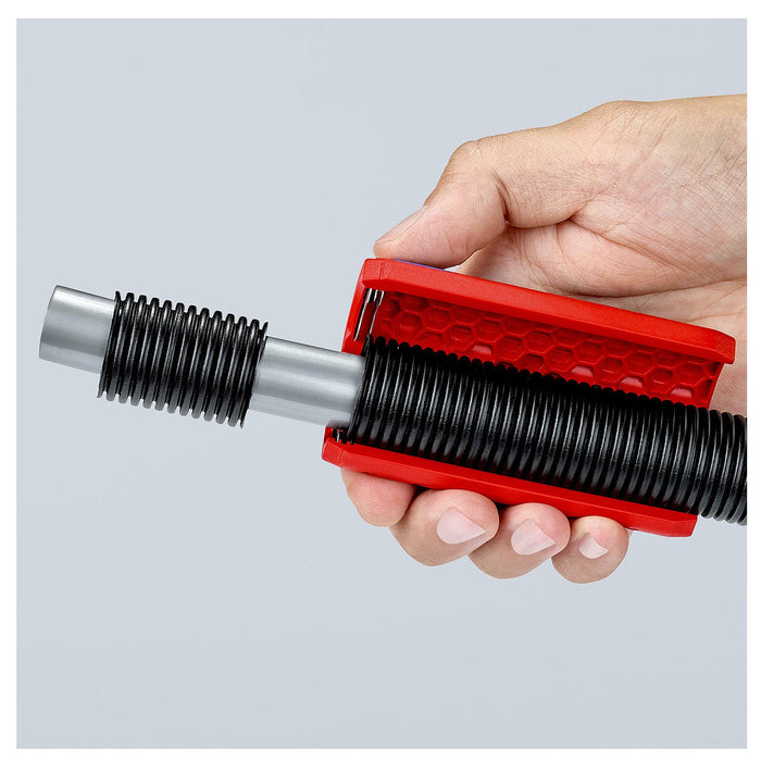 Dụng cụ cắt ống ruột gà TwistCut KNIPEX 90 22 01 SB chiều dài 100mm, đường kính cắt từ 13mm - 32mm