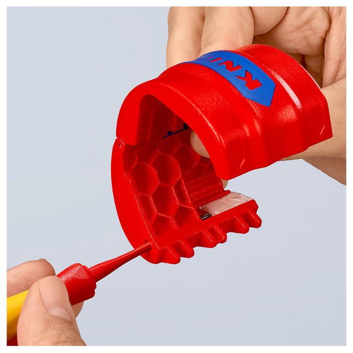 Dao cắt ống nhựa BiX KNIPEX 90 22 10 BK chiều dài 72mm, đường kính cắt từ 20mm - 50mm