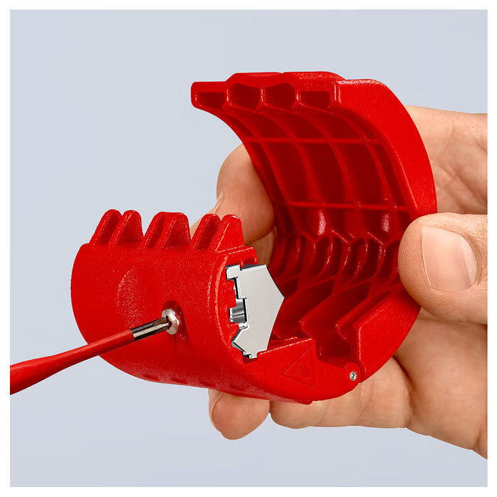 Dao cắt ống nhựa BiX KNIPEX 90 22 10 BK chiều dài 72mm, đường kính cắt từ 20mm - 50mm