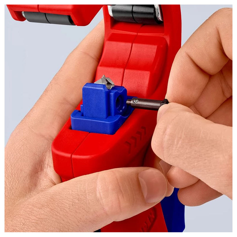 Dao cắt ống nhựa DP50 KNIPEX 90 23 01 BK chiều dài 202mm, đường kính cắt từ 32mm - 50mm