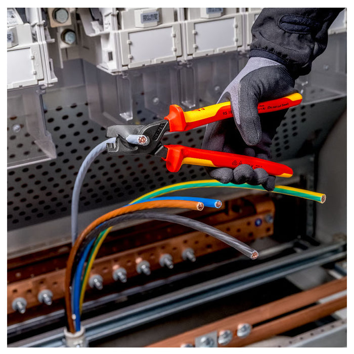 Kìm cắt cáp lưỡi kép dòng StepCut XL KNIPEX 95 18 225 cách điện 1000V chiều dài 225mm, mạ đen nhám