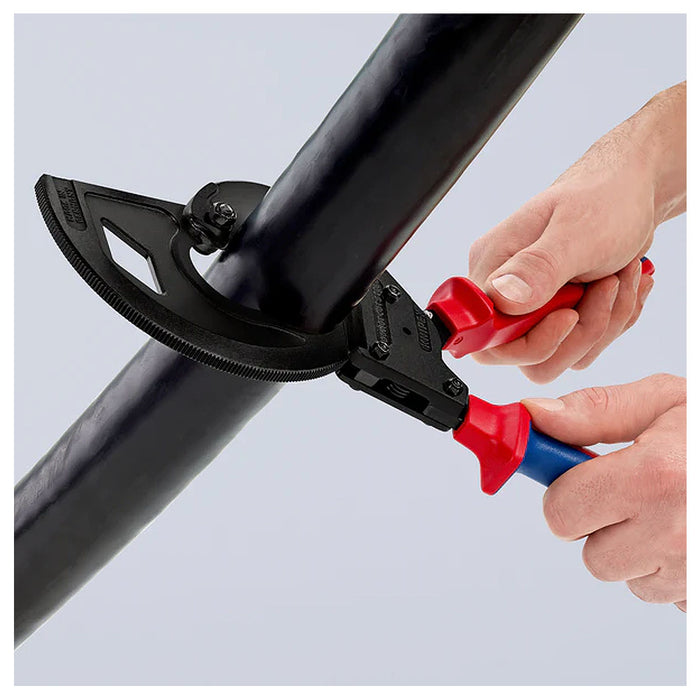 Kìm cắt cáp nhông 3 giai đoạn, cho cáp đồng và nhôm KNIPEX 95 32 320 chiều dài 320mm, mạ đen nhám, tay cầm bọc nhựa chống trượt