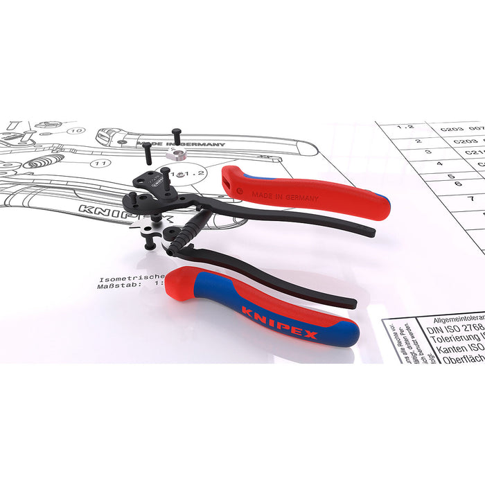 Kìm cắt cáp thép KNIPEX chiều dài 160mm, mạ đen nhám, tay cầm bọc nhựa chống trượt